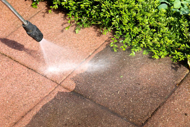 Best Concrete Pressure Washing  in Lucerne, CA